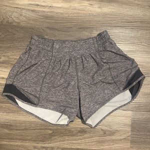 Lululemon Hotty Hot Shorts 4 inch